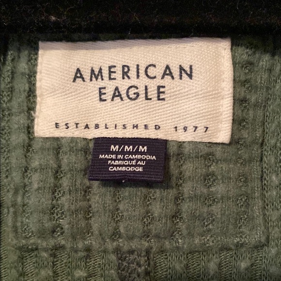 Womens American Eagle Green V-Neck Cozy Oversized Sweater Size Medium - Picture 3 of 7